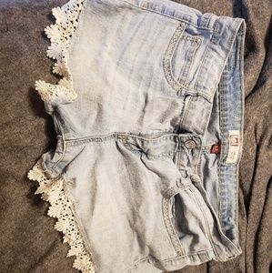 LEI Ashley Lowrise Denim Shorts
